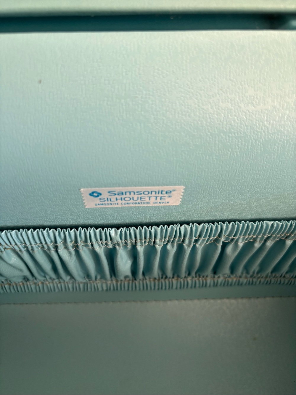 Vintage Samsonite Silhouette Baby Blue Hard Case Train Makeup Case  14”x 8”x 7” - Picture 8 of 12